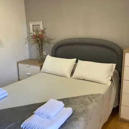 Holiday home Adosado En Con Gran Jardin Denia
